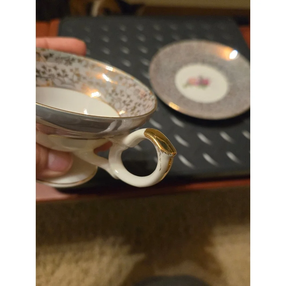 Vintage‎ Fine China Japan Lusterware Teacup Saucer Set Iridescent Rose Gold Gilt